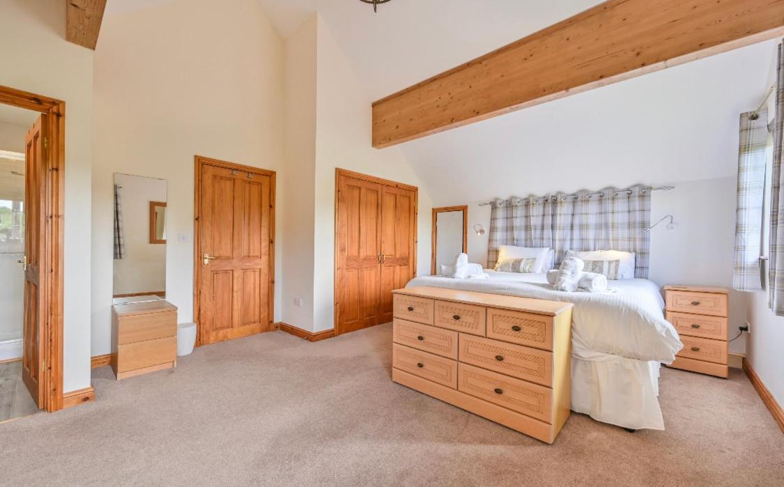 3 Bed Lodge With Ev Point Truro Bagian luar foto